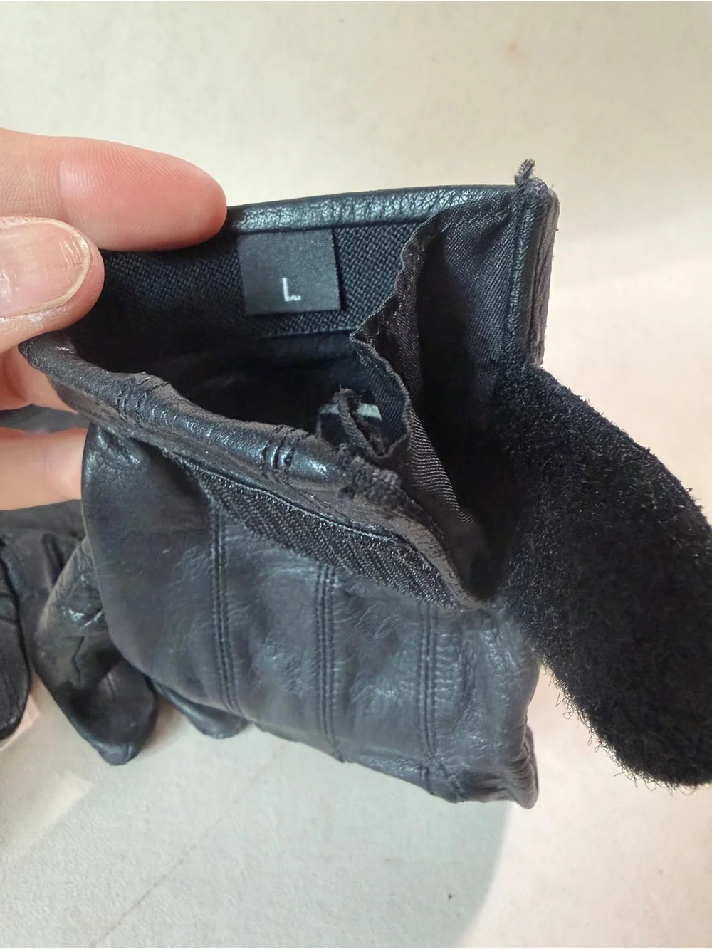 Women’s Harley-Davidson Black Leather Riding Gloves with Embossed Logo